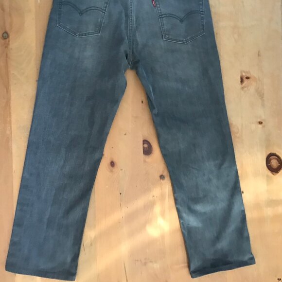 Levi’s Grey Straight Fit Jeans – Size 32x30 - Picture 5 of 6